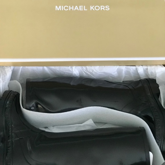 NWT - Michael Kors Baxter Rain Boots - Picture 8 of 8